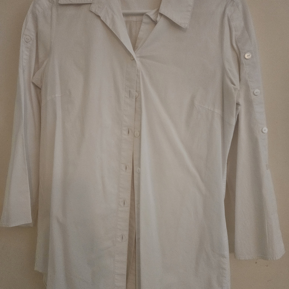 Neiman Marcus Ivory Blouse